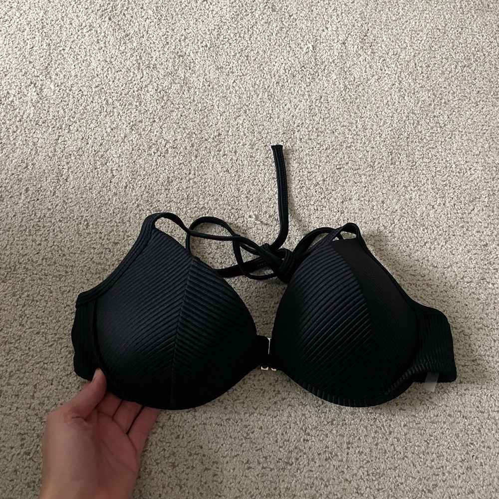 Bikini top